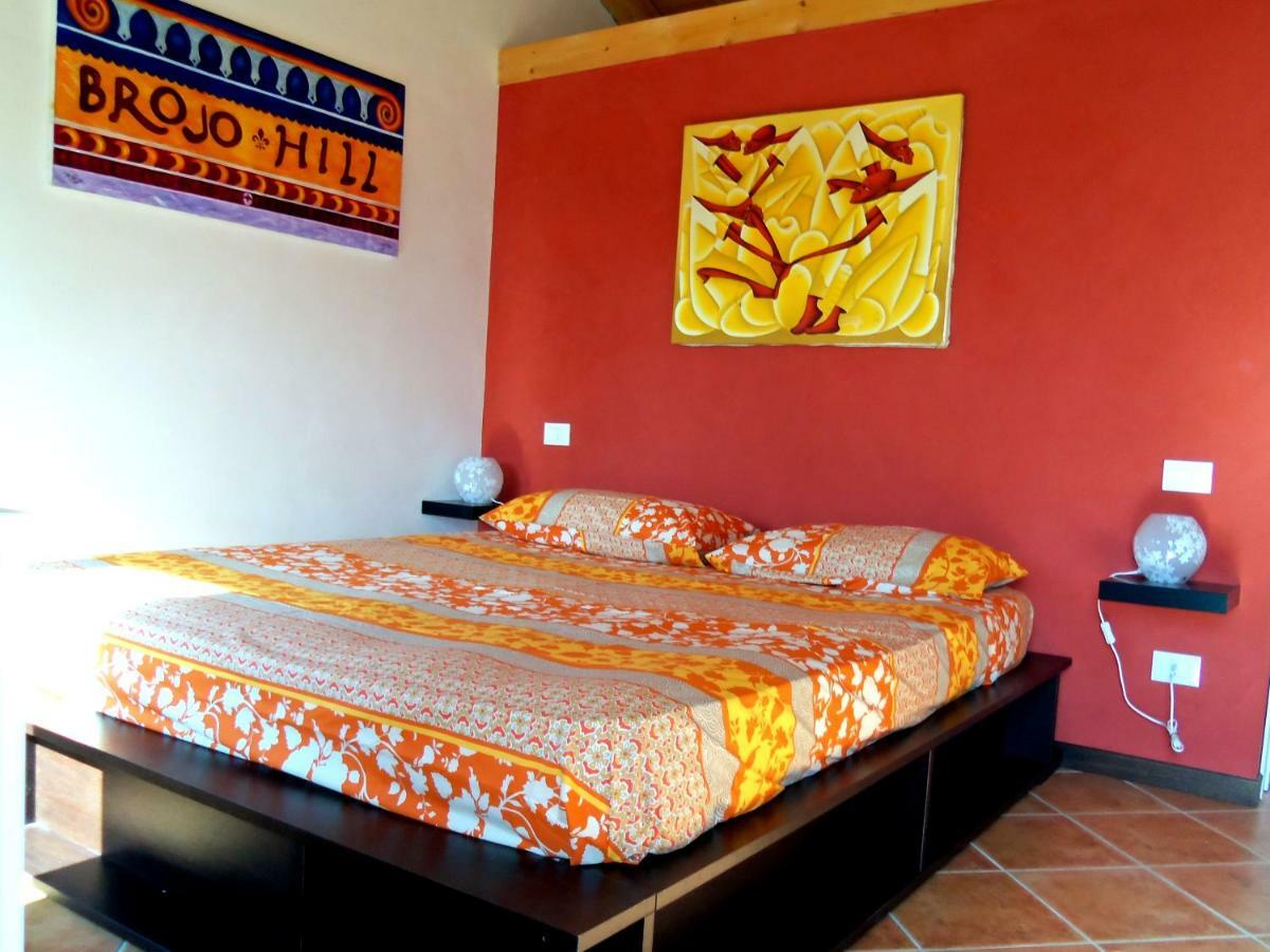 Brojo Hill Bed & Breakfast Longare Dış mekan fotoğraf