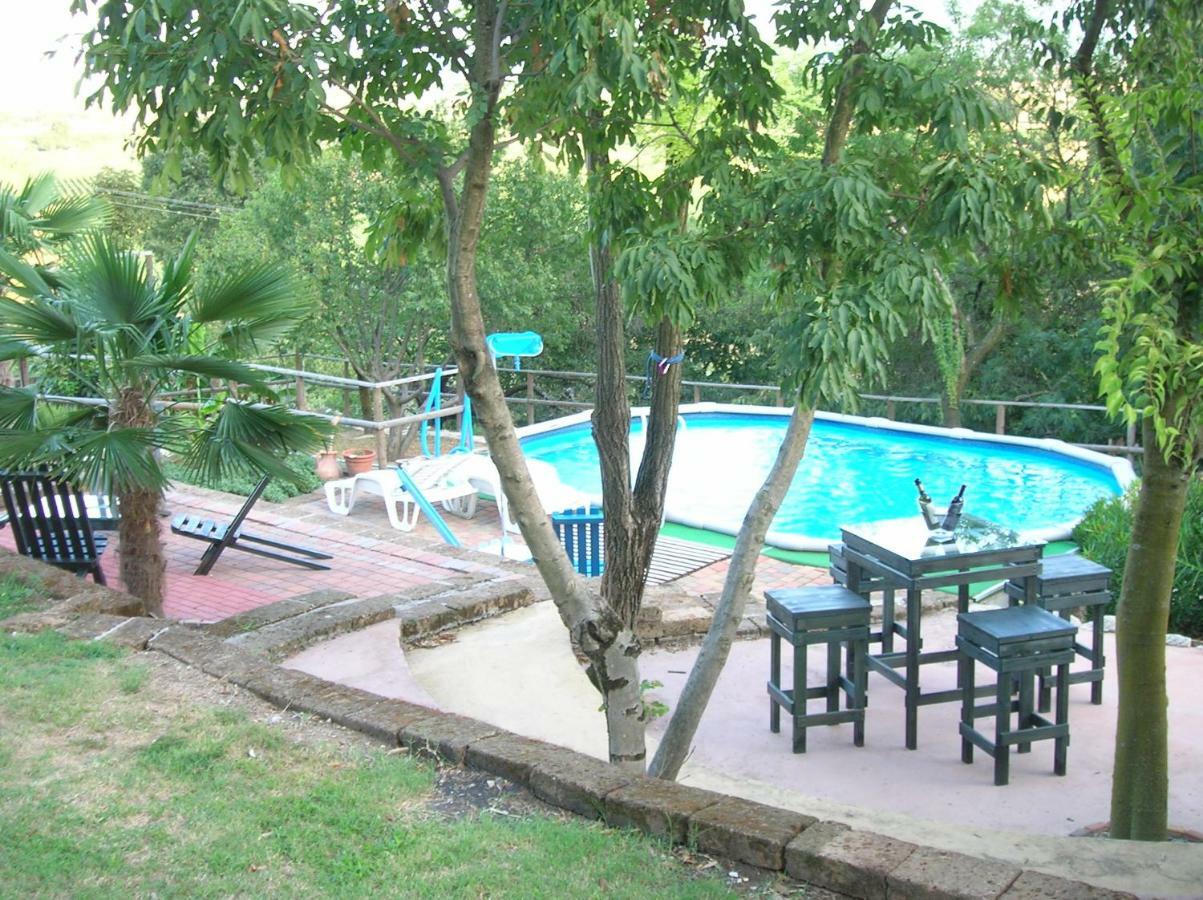 Brojo Hill Bed & Breakfast Longare Dış mekan fotoğraf
